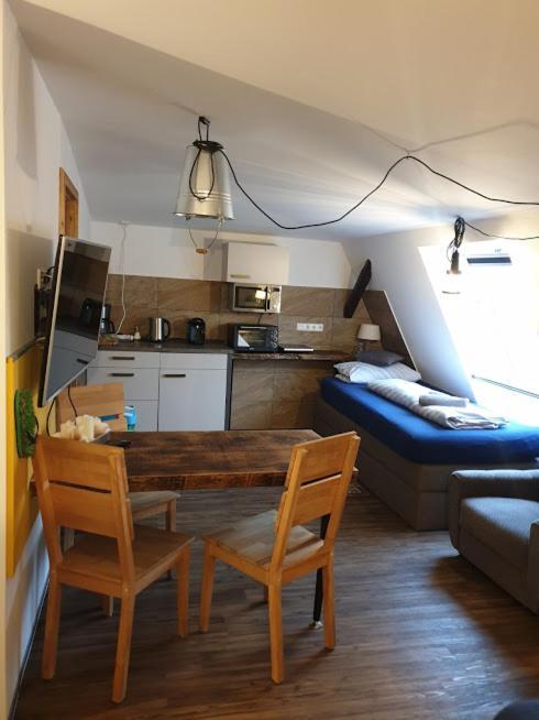 Victory Guesthouse - Handwerker Pension Bielefeld Exteriér fotografie