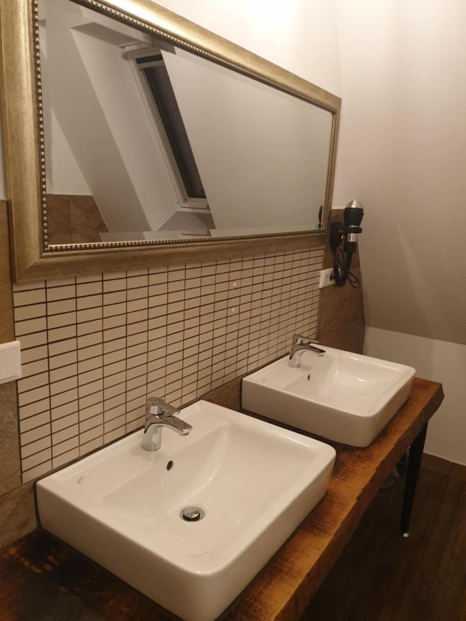 Victory Guesthouse - Handwerker Pension Bielefeld Exteriér fotografie
